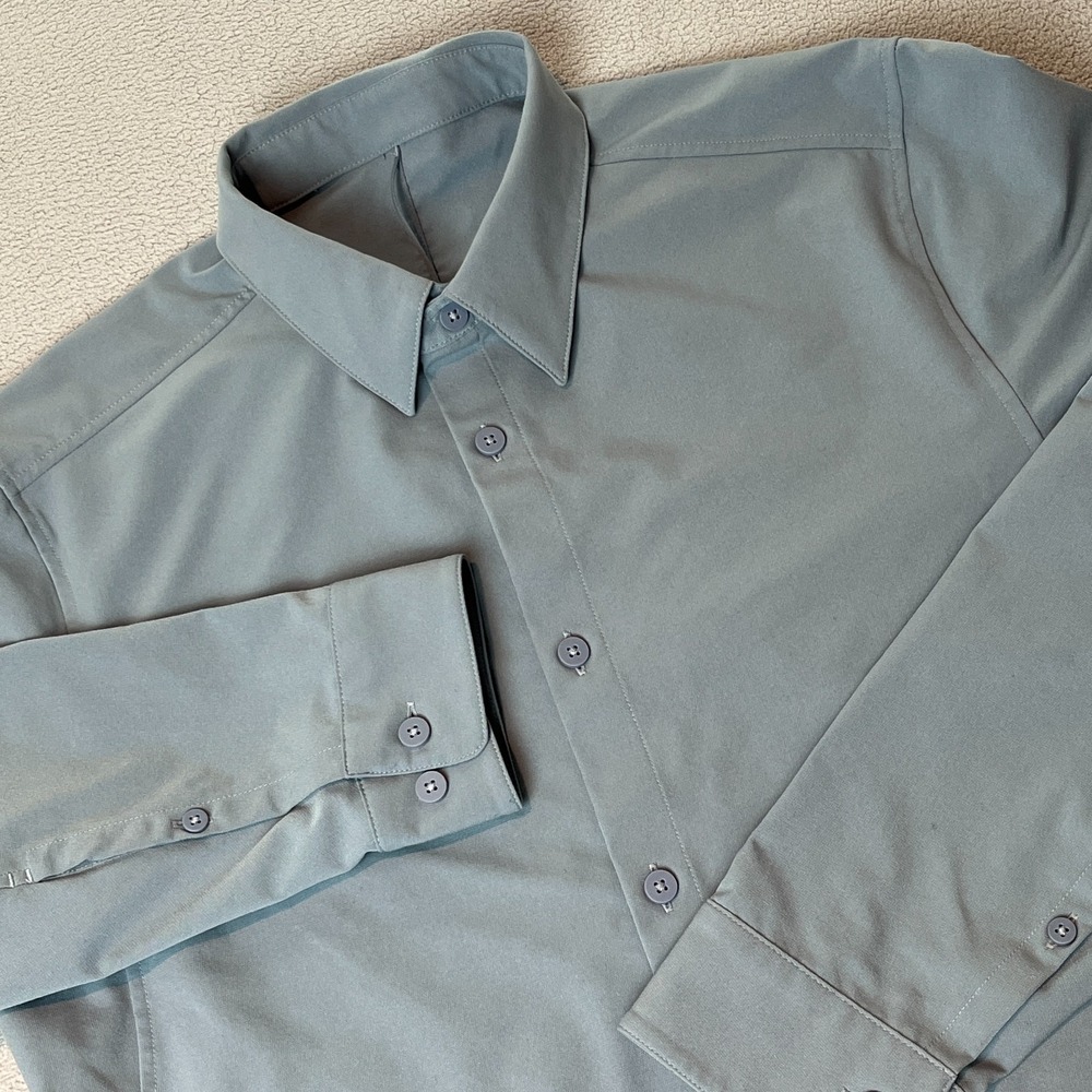 Lululemon Mens Gray Blue Performance Button Up Shirt Long Sleeve Stretch M